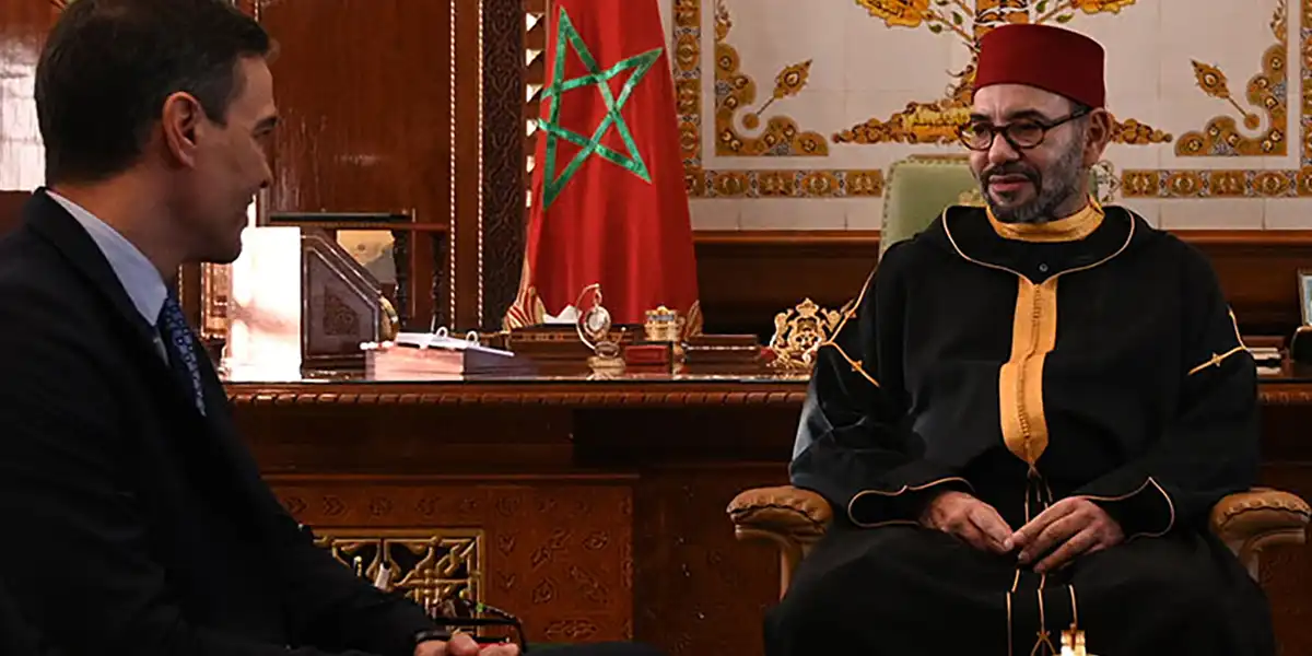 Sánchez's pet barks at the King of Spain but doesn't dare bark at Mohammed VI of Morocco